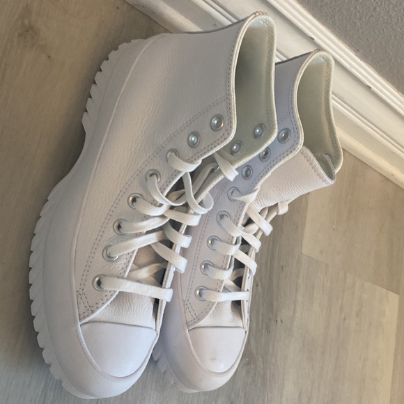 Converse Chuck Taylor All Star Lugged High Top Sneaker- White faux… - Picture 6 of 12